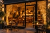 Cafe Vitrin Işık Süsleme